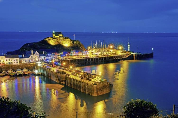 Lfracombe Holiday Apartment Close To Tunnels Beaches إلفراكومبْ المظهر الخارجي الصورة